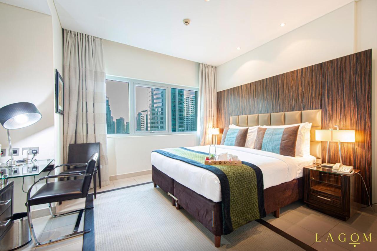 Songs Of The Lake By Lagom - Bonnington Apartment Jumeirah Lake Towers, Dubai Bagian luar foto