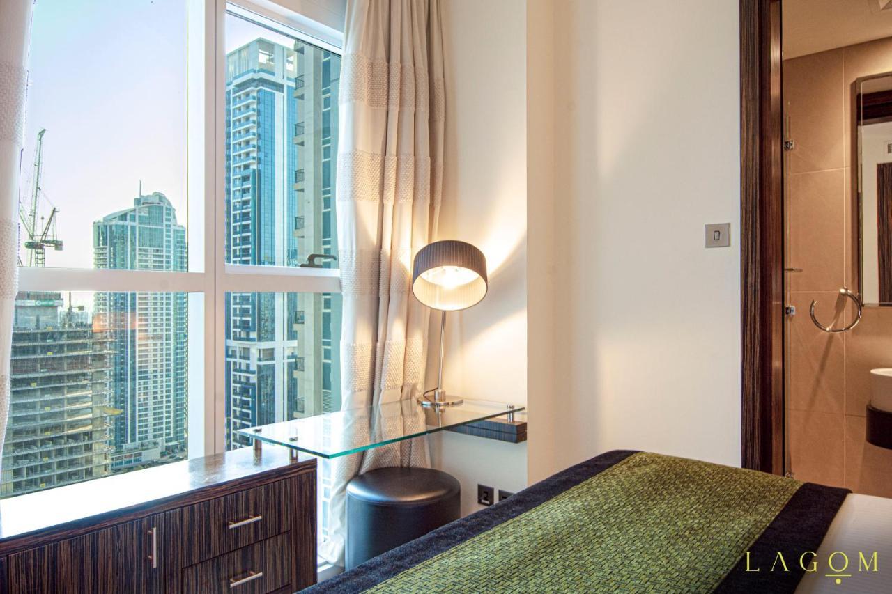 Songs Of The Lake By Lagom - Bonnington Apartment Jumeirah Lake Towers, Dubai Bagian luar foto